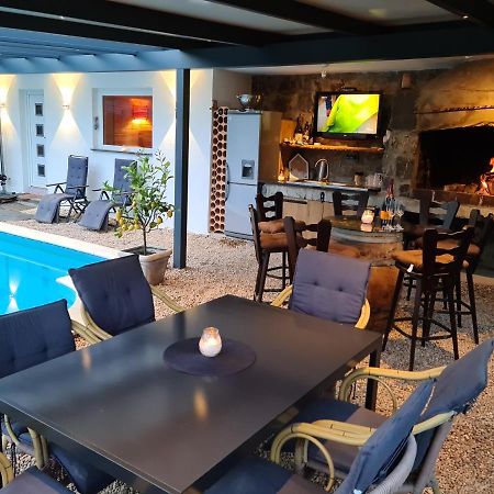 Wellness Apartments Sophienhoehe Am Teich Мехерних Екстериор снимка